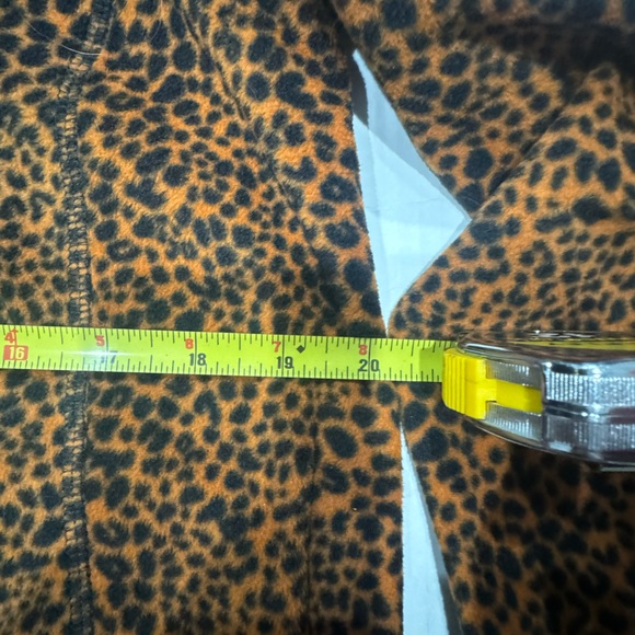 Awesome Lands’ End Cheetah Print Zip Up Fleece Medium Tall - Picture 9 of 10